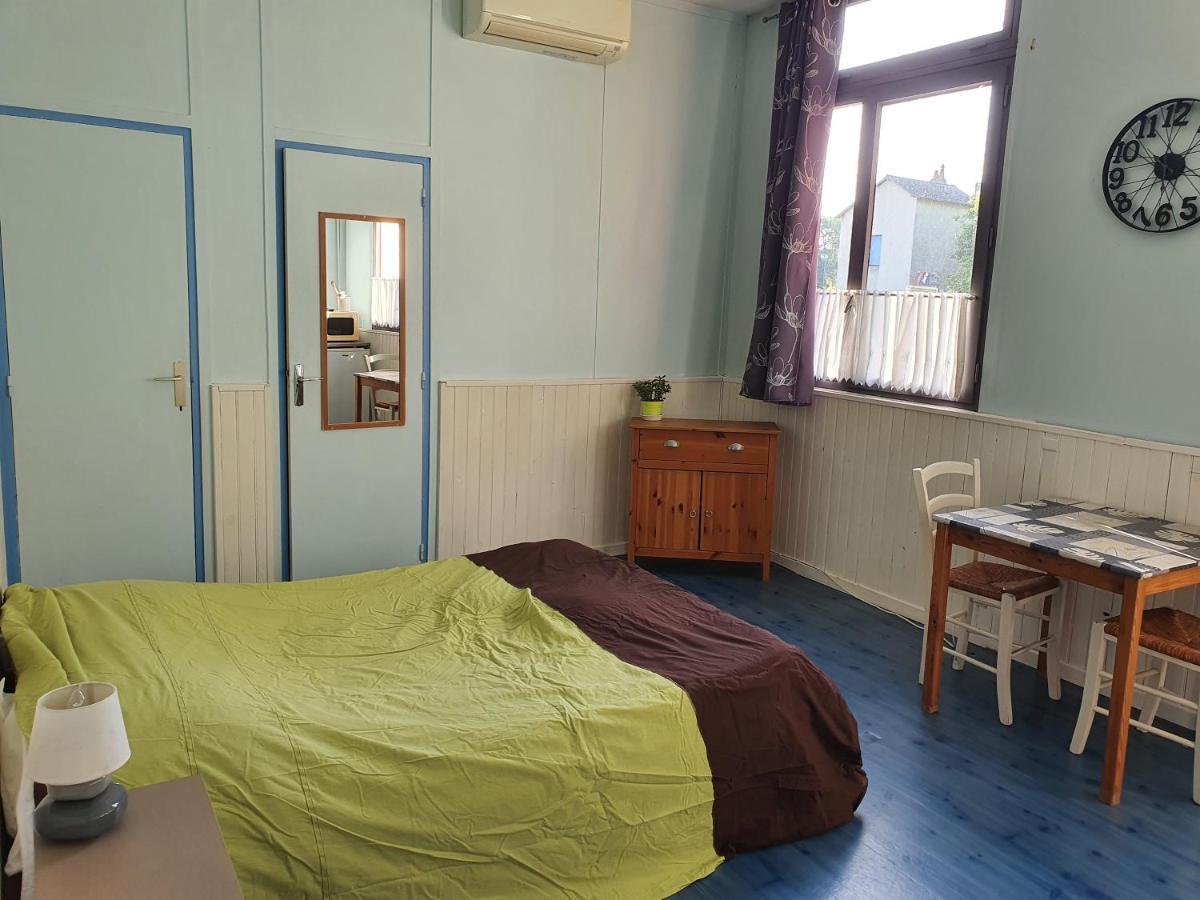 Camping Des 2 Rives- Chambres Etang-sur-Arroux Экстерьер фото